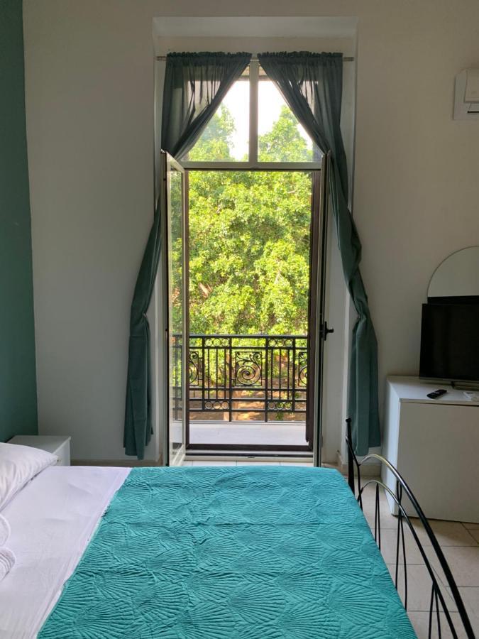 Garibaldi Rooms Реджо-ди-Калабрия Экстерьер фото